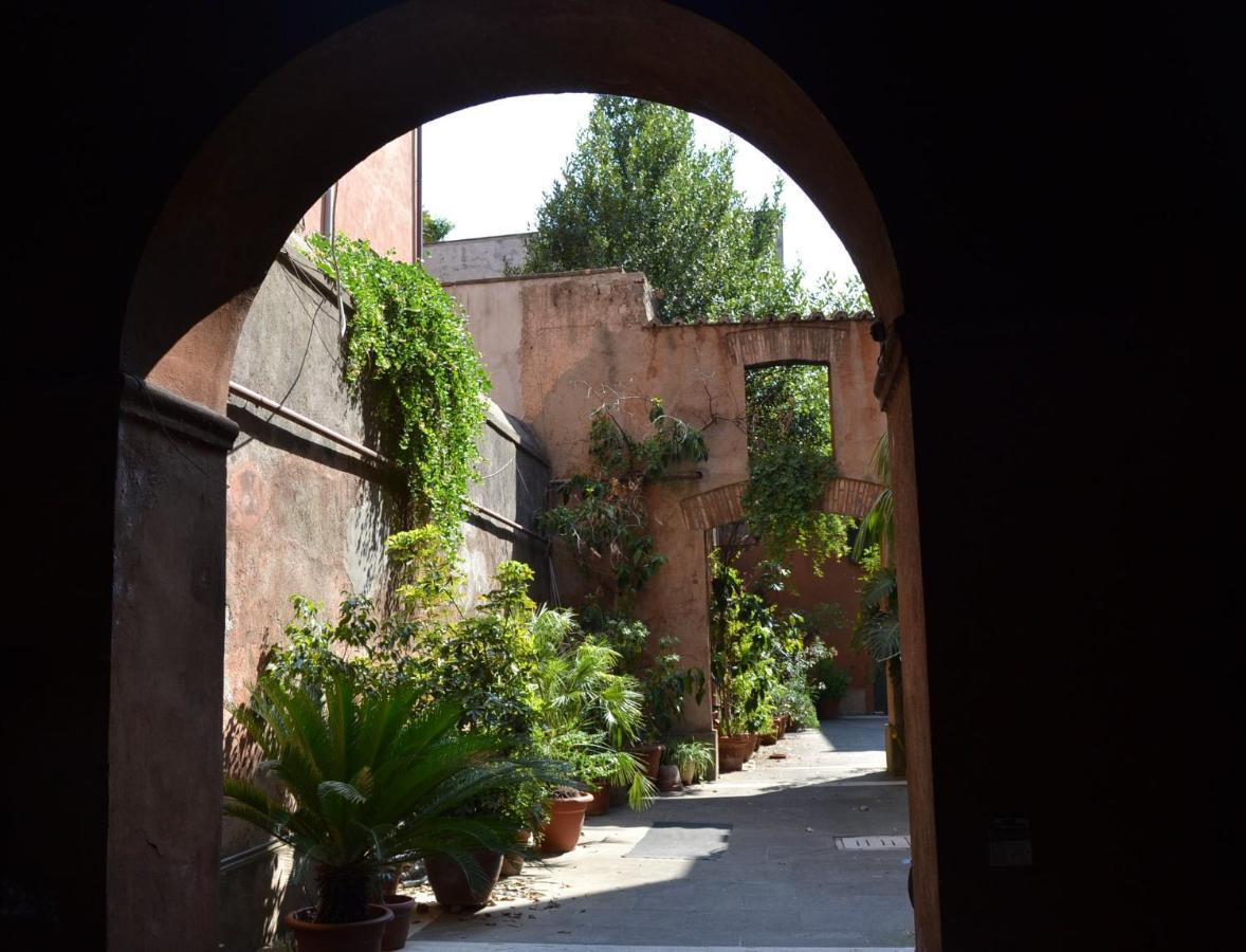 Palazzo Velli Suites Rome Exterior photo
