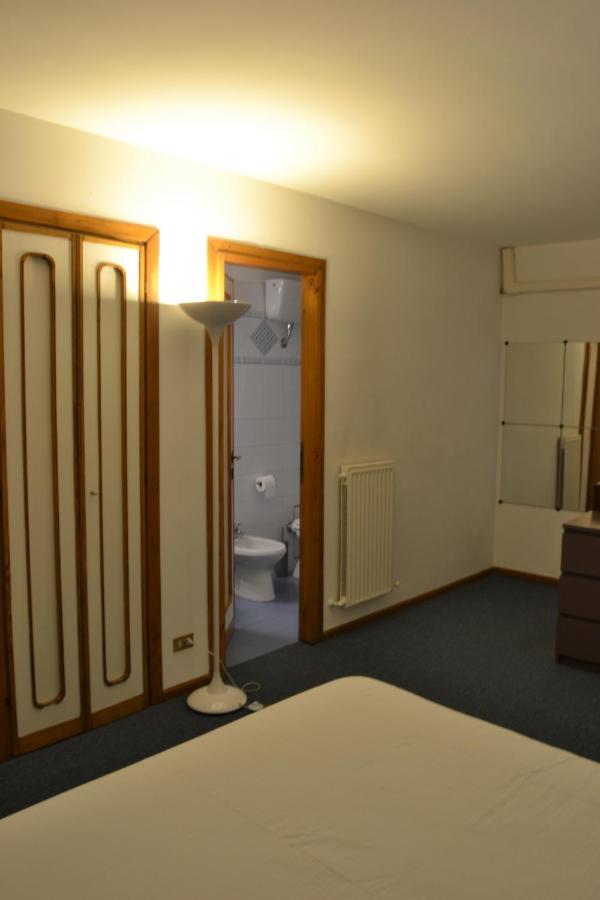 Palazzo Velli Suites Rome Exterior photo
